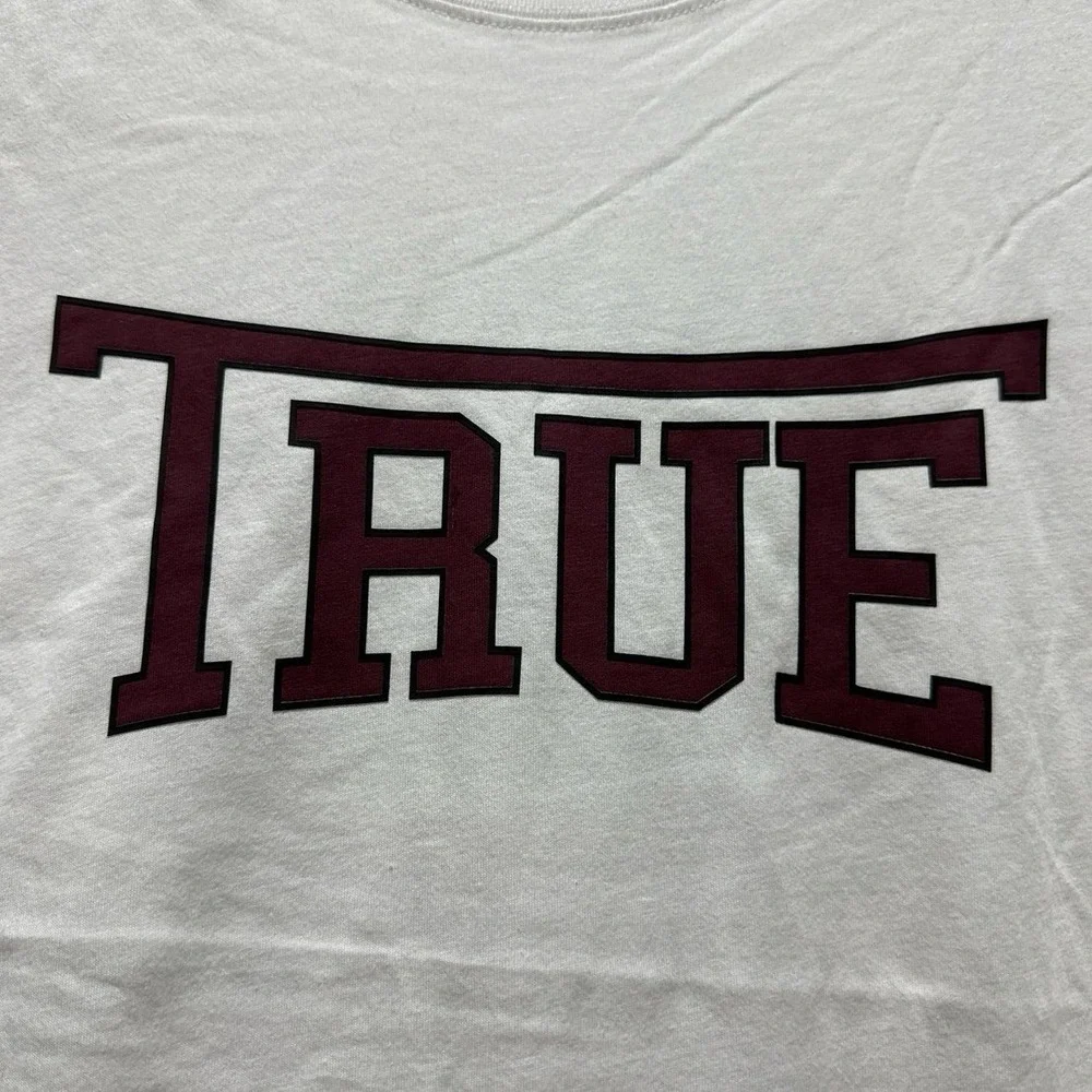 True Religion SS Classic True Logo Short Sleeve Tee White Red NWT Men's Medium